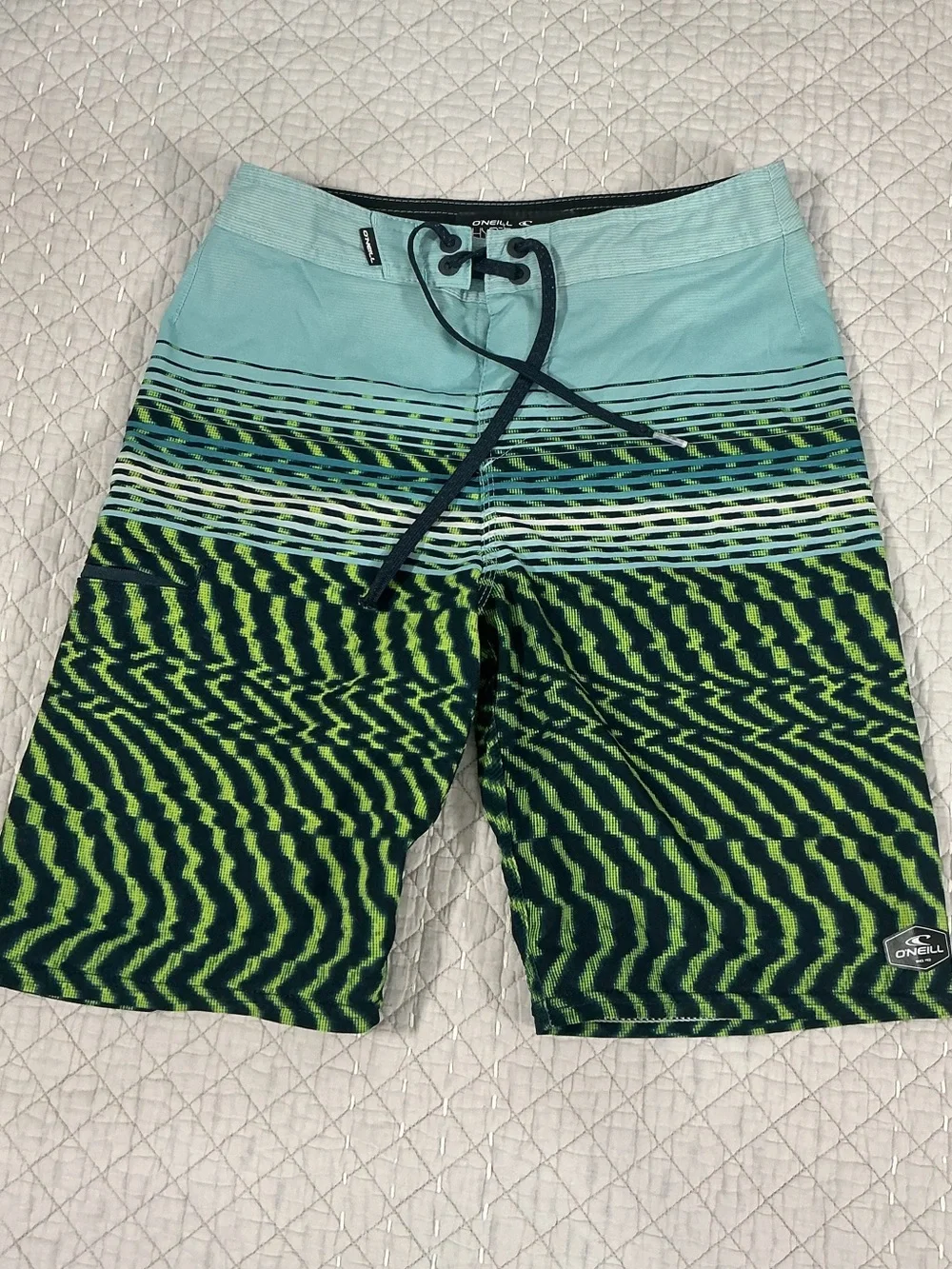 O'Neill Boys Hyperfreak Performance Boardshorts Size 24